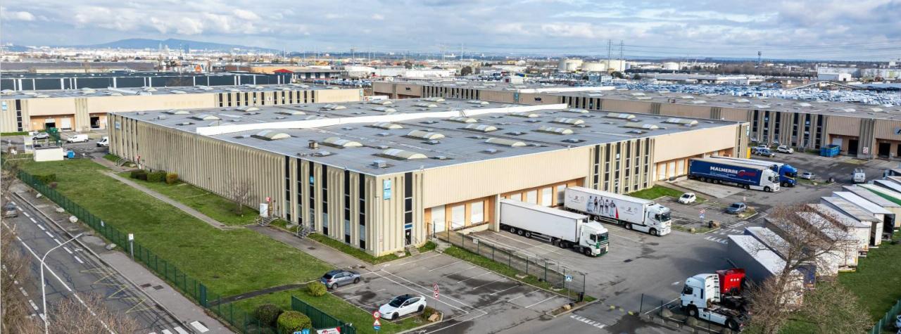 Local d'activité Corbas 8015m² Location local d'activité Corbas Rhône OLACT2426410 3